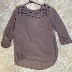 Blouse with accented top